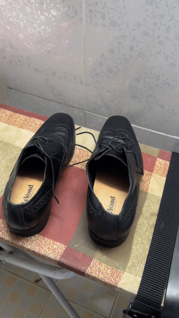 Giày tây BOSS Hugo Boss size 41. Mua bán Giày dép tại Quận Bình Thuỷ Cần Thơ được đăng bởi Thầy Tiến 2hand hình 1