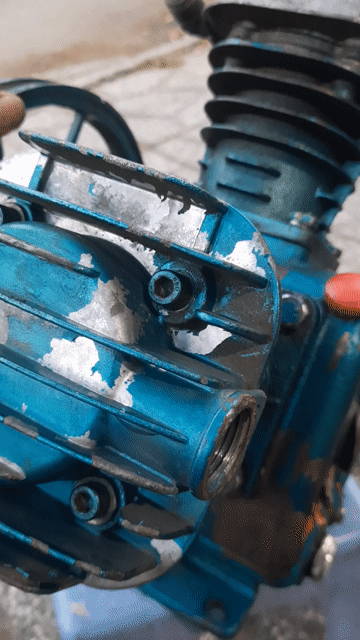 Đầu nén khí 2 piston Xanh đã sử dụng. Mua bán Đồ chuyên dụng, Giống nuôi trồng tại Quận Bình Thuỷ Cần Thơ được đăng bởi Thanh Lý Đồ Củ hình 1