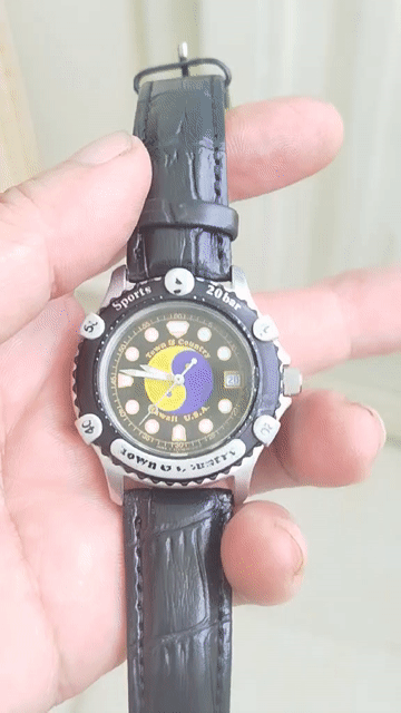 Đồng hồ Town & Country Unisex Thép Đen 37mm. Mua bán Đồng hồ tại Thành phố Kon Tum Kon Tum được đăng bởi TL NGHỈ CHƠI  hình 1