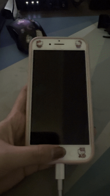 Apple iPhone 7 32GB Bạc sọc màn mất imei. Mua bán Điện thoại tại Huyện Củ Chi Tp Hồ Chí Minh được đăng bởi Quỳnh Mai  hình 1