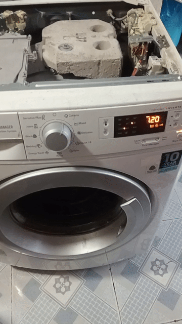 Dịch vụ vệ sinh máy giặt Electrolux EWT12941. Dịch vụ tại Quận Gò Vấp Tp Hồ Chí Minh được đăng bởi Đàm vương hình 1