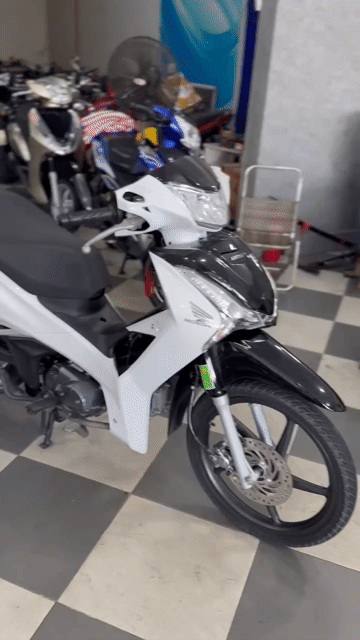 Honda Future 2023 Trắng đen. Mua bán Xe máy tại Huyện Trảng Bom Đồng Nai được đăng bởi Của Hàng Xe Máy U Phong hình 1