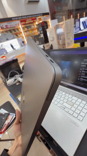 Apple Macbook Air M1 8GB/512GB. Mua bán Laptop tại Quận 7 Tp Hồ Chí Minh được đăng bởi sơn hình 1