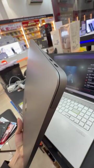 Apple Macbook Air M1 8GB/512GB. Mua bán Laptop tại Quận 7 Tp Hồ Chí Minh được đăng bởi sơn hình 1