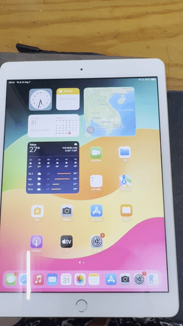 Apple iPad Gen 8 Wifi + 4G 32GB silver pin 72 & 96. Mua bán Máy tính bảng tại Quận 3 Tp Hồ Chí Minh được đăng bởi Vũ Bùng Binh  hình 1