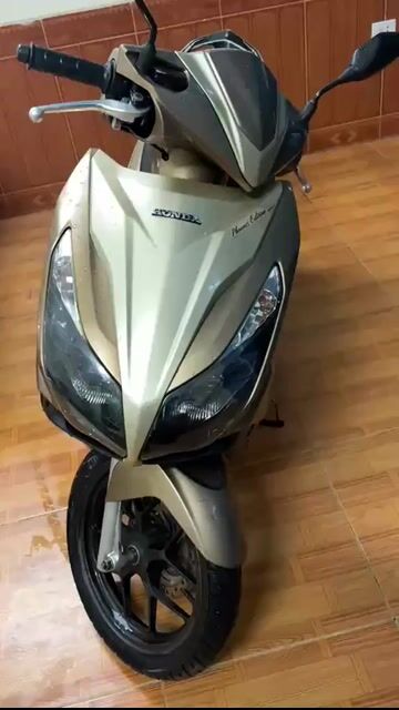 Honda Air Blade 125 2014 Vàng đồng. Mua bán Xe máy tại Huyện Đông Anh Hà Nội được đăng bởi minhquan hình 1