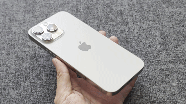 IPhone 16 Pro Max 256GB NAT QT Mỹ Chuẩn Zin Áp. Mua bán Điện thoại tại Quận 3 Tp Hồ Chí Minh được đăng bởi Minh Anh hình 1