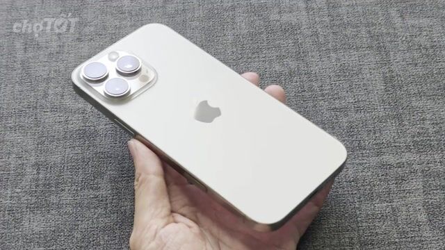 IPhone 16 Pro Max 256GB NAT QT Mỹ Chuẩn Zin Áp. Mua bán Điện thoại tại Quận 3 Tp Hồ Chí Minh được đăng bởi Minh Anh hình 1