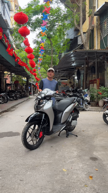 Shmode Sporty Smartkey 2019 Bạc Nhám 29E2 Sh mode. Mua bán Xe máy tại Quận Ba Đình Hà Nội được đăng bởi Xe Máy Nam Thi hình 1