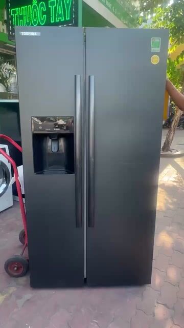 Tủ lạnh Toshiba Inverter 409L Đen. Mua bán Tủ lạnh tại Quận Gò Vấp Tp Hồ Chí Minh được đăng bởi Điện Máy Phát Đạt hình 1
