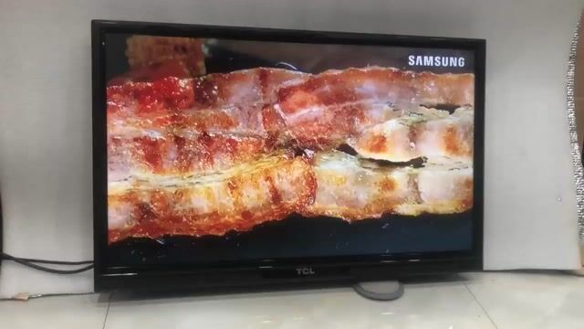 Tivi TCL 28 inch led mỏng đẹp sắc nét âm thanh to. Mua bán Tivi, Âm thanh tại Quận Tân Phú Tp Hồ Chí Minh được đăng bởi BinhAn hình 1