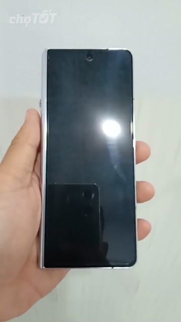 Samsung Fold 5 Bạc 256GB 12GB Like New. Mua bán Điện thoại tại Huyện Vũng Liêm Vĩnh Long được đăng bởi Mình Không hình 1