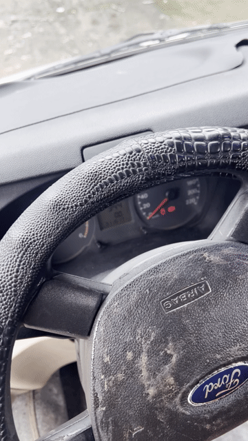 Xe khách Ford Transit Bạc. Mua bán Ô tô tại Quận Bình Tân Tp Hồ Chí Minh được đăng bởi Trương Ngọc Quý Bảo hình 1