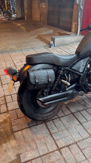 Honda Rebel 300 2018 10km Đen. Mua bán Xe máy tại Quận 1 Tp Hồ Chí Minh được đăng bởi Châu Kiến Lâm hình 1