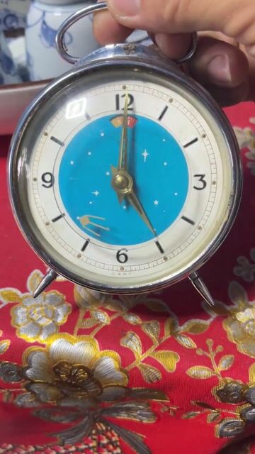 Đồng hồ báo thức Kim loại Cổ điển. Mua bán Nội thất, đồ gia dụng khác tại Thị xã Hương Thủy Thừa Thiên Huế được đăng bởi Hung hình 1