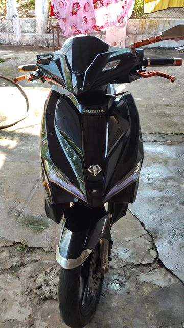 Honda Air Blade 2017 Đen 60128 km. Mua bán Xe máy tại Huyện Kiên Lương Kiên Giang được đăng bởi Lam hình 1