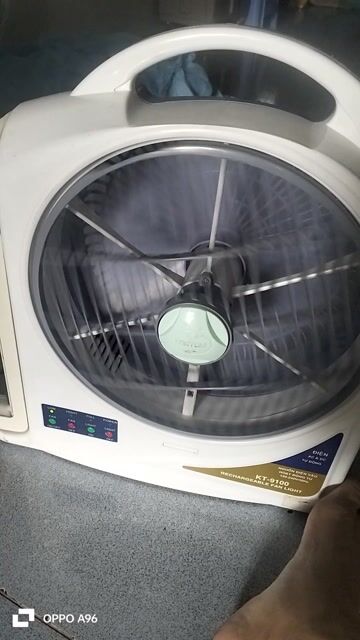 Quạt sạc KT-9100 Trắng. Mua bán Quạt tại Thị xã Tân Uyên Bình Dương được đăng bởi Nguyễn Bình  hình 1