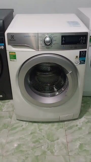 Máy giặt Electrolux 9kg INVERTER zin đẹp có BH . Mua bán Máy giặt tại Quận Bình Thạnh Tp Hồ Chí Minh được đăng bởi LÊ DƯƠNG 87 hình 1