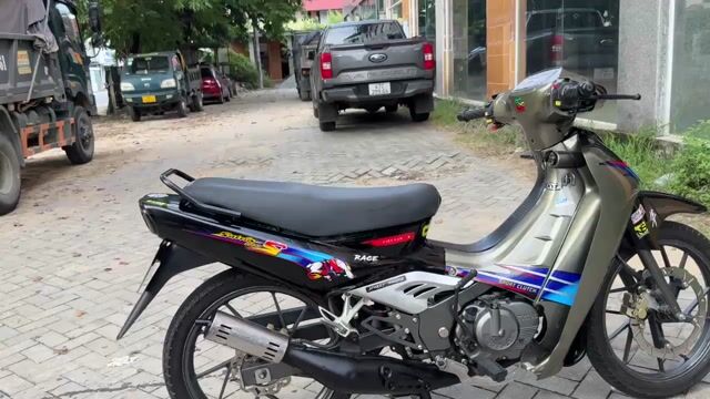 Satria 2000 Indonesia máy full 120 xe chất 21tr5. Mua bán Xe máy tại Thành phố Quảng Ngãi Quảng Ngãi được đăng bởi Hien hình 1