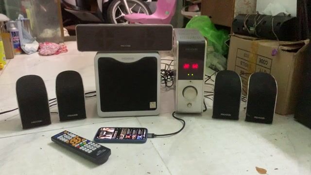 Dàn loa vi tính 5.1 Microlab FC đời đầu đã qua sử. Mua bán Tivi, Âm thanh tại Quận Tân Phú Tp Hồ Chí Minh được đăng bởi anphong hình 1