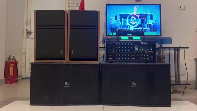Dàn karaoke JBL KMC8 màu Đen Gỗ. Mua bán Tivi, Âm thanh tại Quận Nam Từ Liêm Hà Nội được đăng bởi tân hình 1