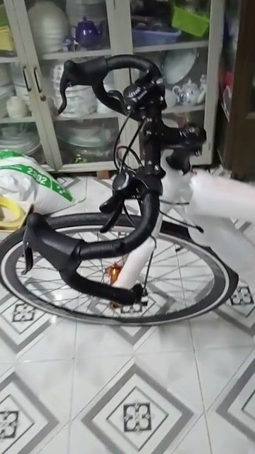 Xe đạp màu Trắng Cam Mới. Mua bán Xe đạp tại Thành phố Sóc Trăng Sóc Trăng được đăng bởi hải p3 hình 1