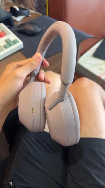 Tai nghe Sony WH-1000XM5 Hồng Khói. Mua bán Tivi, Âm thanh tại Quận Nam Từ Liêm Hà Nội được đăng bởi Aan Hoang hình 1