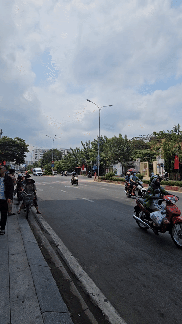Mua bán Đất Quận 11 Tp Hồ Chí Minh diện tích 200 m² giá 31,98 tỷ
