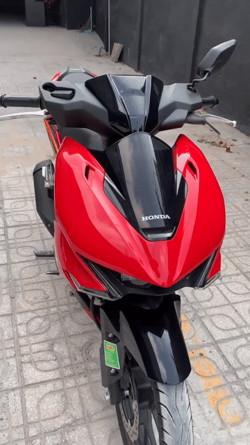 Honda Winner X R Đỏ 2000 km. Mua bán Xe máy tại Quận Gò Vấp Tp Hồ Chí Minh được đăng bởi Minh Trị hình 1