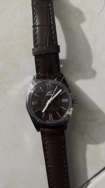 Đồng hồ Q&Q Nâu 35.5mm. Mua bán Đồng hồ tại Huyện Thoại Sơn An Giang được đăng bởi Huy hình 1