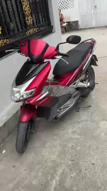 Honda Air Blade màu Đỏ. Mua bán Xe máy tại Huyện Nhà Bè Tp Hồ Chí Minh được đăng bởi Phạm Thị Hồng Nhung hình 1