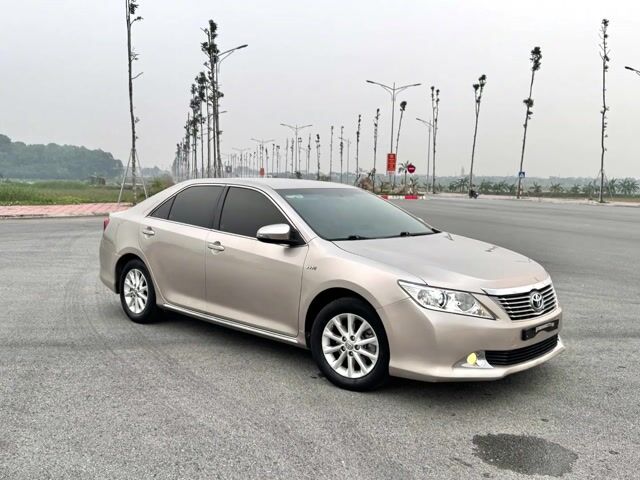 Toyota Camry 2014 2.0E Vàng cát. Mua bán Ô tô tại Thành phố Ninh Bình Ninh Bình được đăng bởi Auto 66 Ninh Bình hình 1