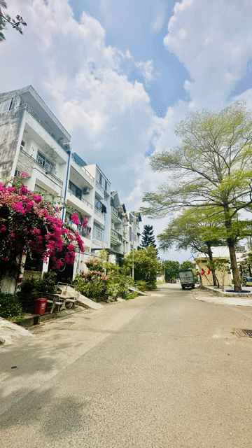 Mua bán Nhà ở Huyện Bình Chánh Tp Hồ Chí Minh diện tích 100 m² giá 6 tỷ