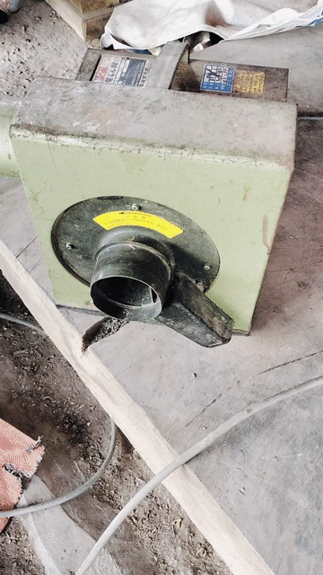 Máy hút bụi Makita 410. Mua bán Thiết bị vệ sinh, nhà tắm tại Huyện Củ Chi Tp Hồ Chí Minh được đăng bởi Hoán Gỗ Mỹ nghệ hình 1