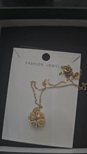 Dây chuyền Nữ Vàng Đã qua sử dụng. Mua bán Phụ kiện thời trang khác tại Quận Hà Đông Hà Nội được đăng bởi Tran Linh hình 1