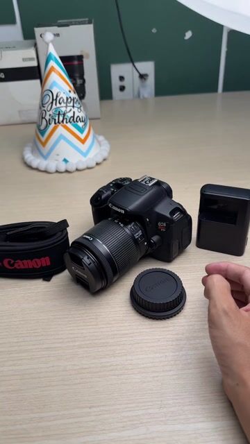 Máy ảnh Canon 700D DSLR 18-55mm STM Đen. Mua bán Máy ảnh, Máy quay tại Thành phố Thủ Đức Tp Hồ Chí Minh được đăng bởi hiếu nguyễn hình 1