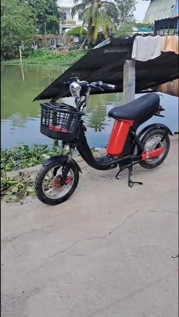 Xe đạp điện màu Đen, Đỏ. Mua bán Xe đạp tại Quận Ninh Kiều Cần Thơ được đăng bởi Trần Lạc Jet hình 1