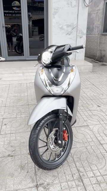SH Mode 125 ABS SX T12/2024 4000KM Siêu Keng. Mua bán Xe máy tại Quận Bình Thạnh Tp Hồ Chí Minh được đăng bởi Mai văn giang hình 1