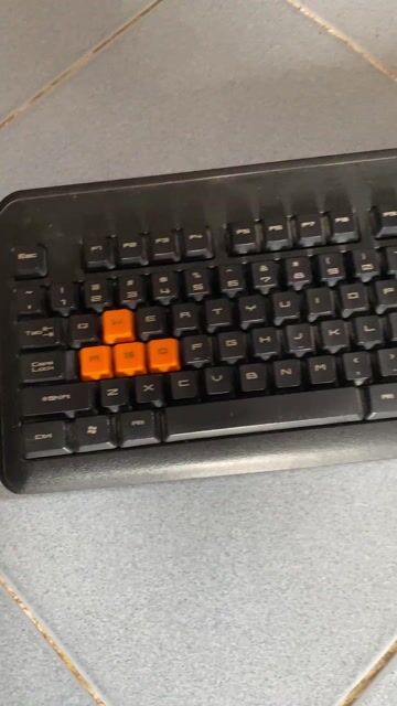 Thanh lý bàn phím Venr. Mua bán Phụ kiện (Màn hình, Chuột...) tại Huyện Đất Đỏ Bà Rịa - Vũng Tàu được đăng bởi Decor Puff hình 1
