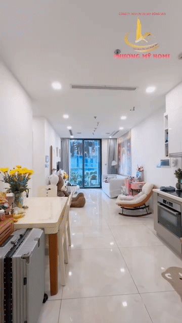 Cho thuê Căn hộ Chung cư Vinhomes Golden River BaSon Quận 1 Tp Hồ Chí Minh diện tích 50 m² giá 20 triệu/tháng