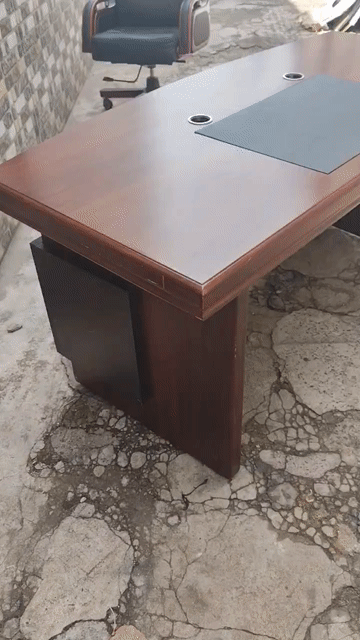 Thanh lý bàn giám đốc Hòa Phát. Mua bán Bàn ghế tại Thành phố Thủ Đức Tp Hồ Chí Minh được đăng bởi MY hình 1