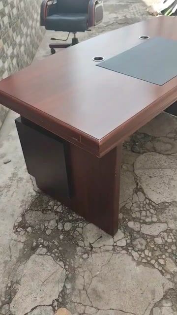 Thanh lý bàn giám đốc Hòa Phát. Mua bán Bàn ghế tại Thành phố Thủ Đức Tp Hồ Chí Minh được đăng bởi MY hình 1