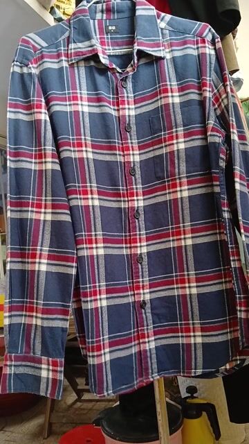 Áo sơ mi Uniqlo Cotton Caro xanh đỏ Nam M. Mua bán Quần áo tại Quận 1 Tp Hồ Chí Minh được đăng bởi Sơn 2Hand hình 1