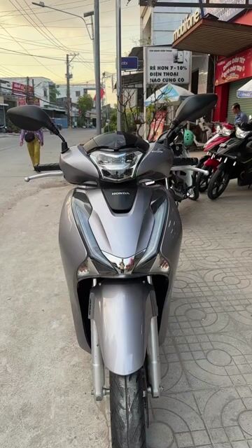 Honda SH 125 ABS 2017 bạc đen ( hỗ trợ góp ). Mua bán Xe máy tại Huyện Chợ Mới An Giang được đăng bởi Cửa hàng xe Thiên Phước 2 hình 1