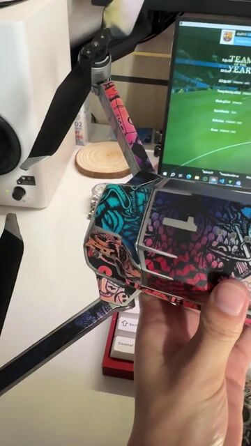 Flycam DJI Mavic Pro Platinum. Mua bán Máy ảnh, Máy quay tại Quận Hải Châu Đà Nẵng được đăng bởi Dương Vỹ hình 1