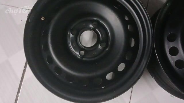 Niềng sắt,mâm sắt,Lazang sắt 14 inch Xe Hyundaii10. Dịch vụ tại Quận 8 Tp Hồ Chí Minh được đăng bởi Nguyen nguyen hình 1