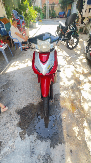 Honda Wave RSX 110cc 2010 Đỏ bạc Tự động. Mua bán Xe máy tại Quận 7 Tp Hồ Chí Minh được đăng bởi Chuyên Xe Giá Tốt hình 1