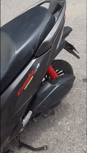 Kymco Đỏ bạc Đã sử dụng. Mua bán Xe máy tại Quận Hoàng Mai Hà Nội được đăng bởi Lê văn tình hình 1