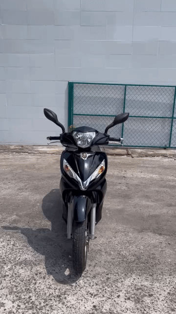 SYM Shark Đen biển 47. Mua bán Xe máy tại Quận Bình Thạnh Tp Hồ Chí Minh được đăng bởi văn vũ hình 1