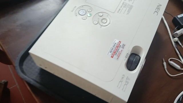NEC MC371X Máy chiếu 3LCD XGA Trắng. Mua bán Đồ dùng văn phòng tại Huyện Thanh Trì Hà Nội được đăng bởi Nguyễn Trung hình 1